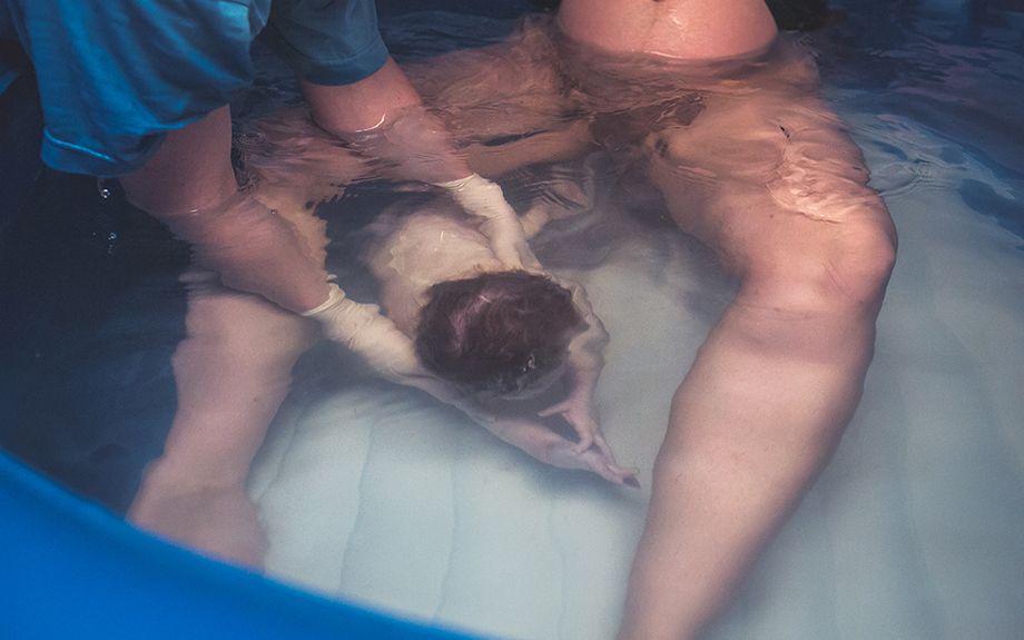 Geburtsfotografie, Wassergeburt, Geburtshaus